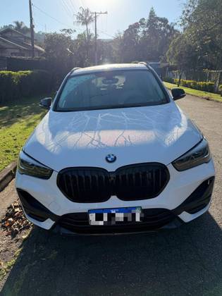 BMW X1 2.0 16V TURBO ACTIVEFLEX SDRIVE20I 4P AUTOMÁTICO BMW X1 2.0 16V TURBO ACTIVEFLEX SDRIVE20I 4P AUTOMÁTICO